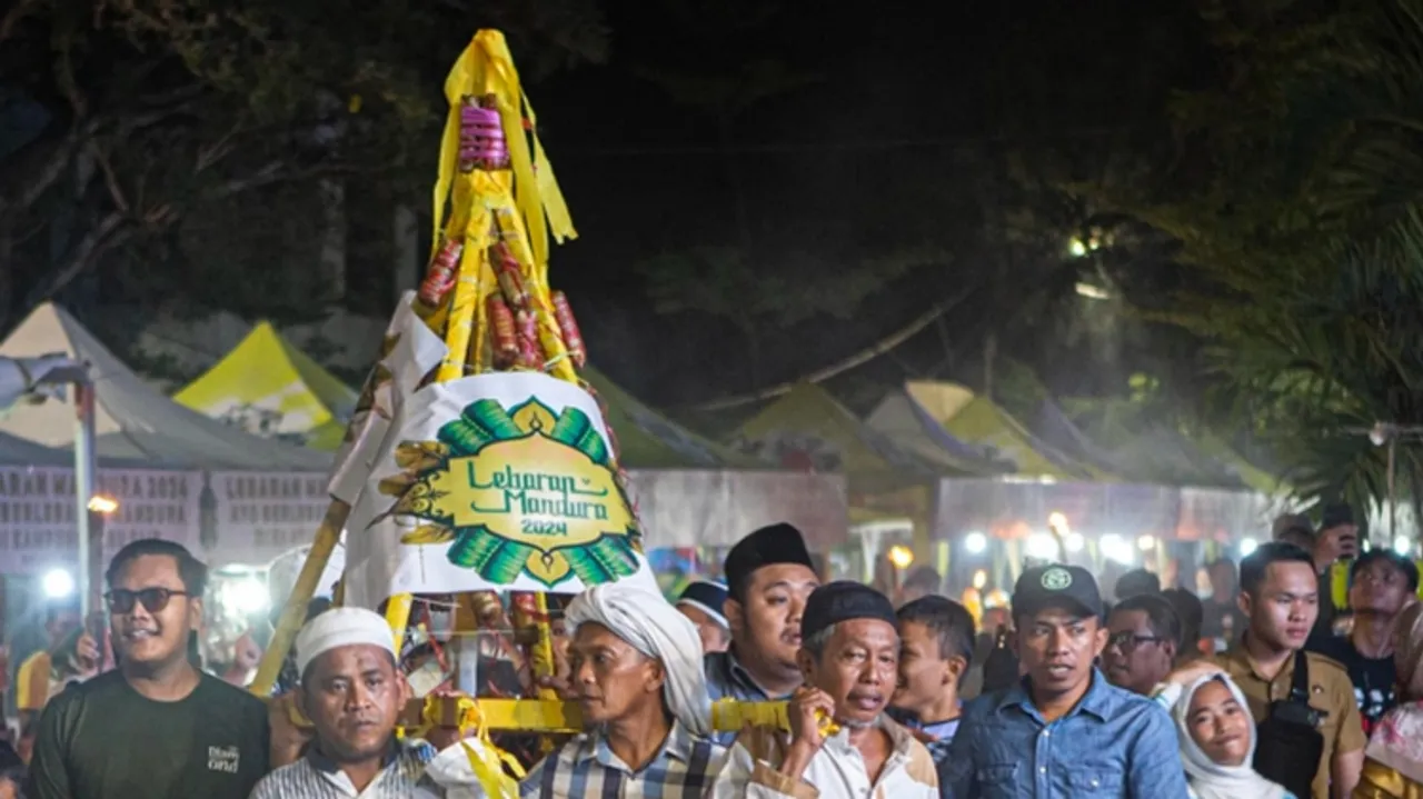 Lebaran Mandura: A Unique Tradition Celebrated by the Kaili People in Palu, Indonesia