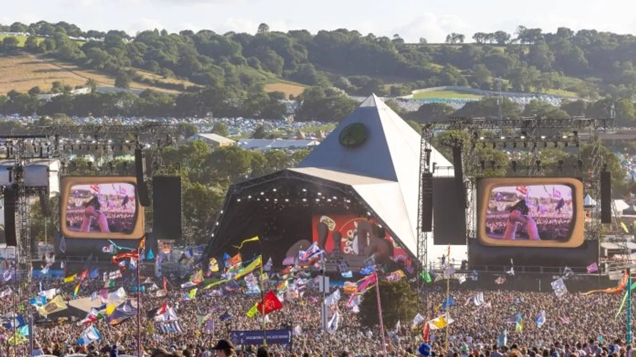 Glastonbury 2024 Coach Tickets Sell Out in Just 18 Minutes