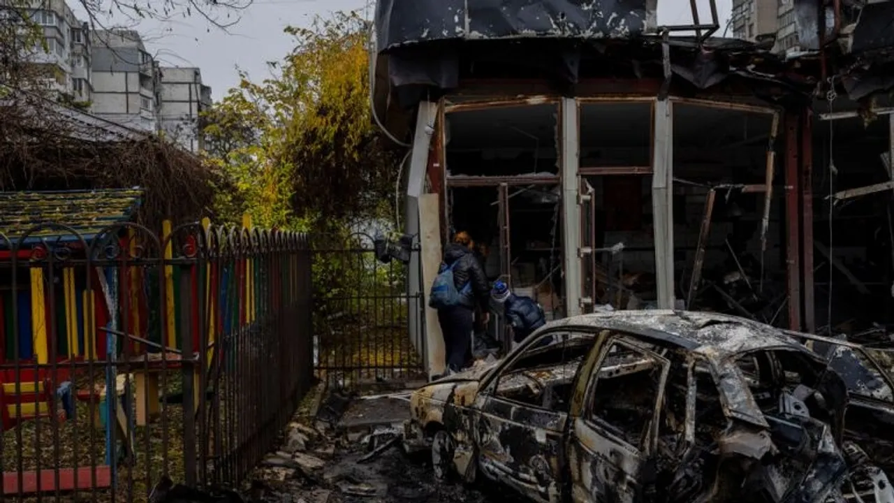 Russian Shelling Kills 2 in Ukraine's Kherson Region