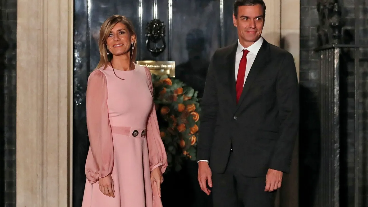 Spanish PM's Wife Cleared of Corruption Charges as Accuser Admits Allegations Based on Press Reports