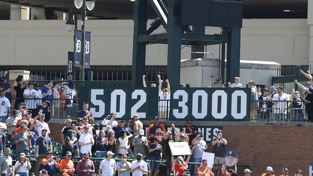 Miguel Cabrera Joins 3,000-Hit Club with Single Against Rockies