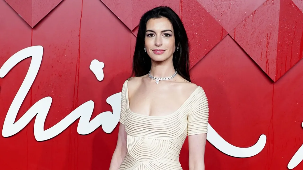 Anne Hathaway Expresses Interest in 'The Devil Wears Prada' Sequel