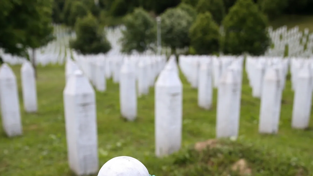 Montenegro Government Undecided on Srebrenica Genocide Resolution Stance