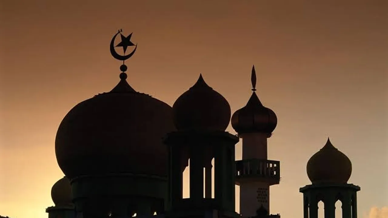 Saudi Arabia Announces New Prayer Times Following Return to Daylight Saving Time in 2024