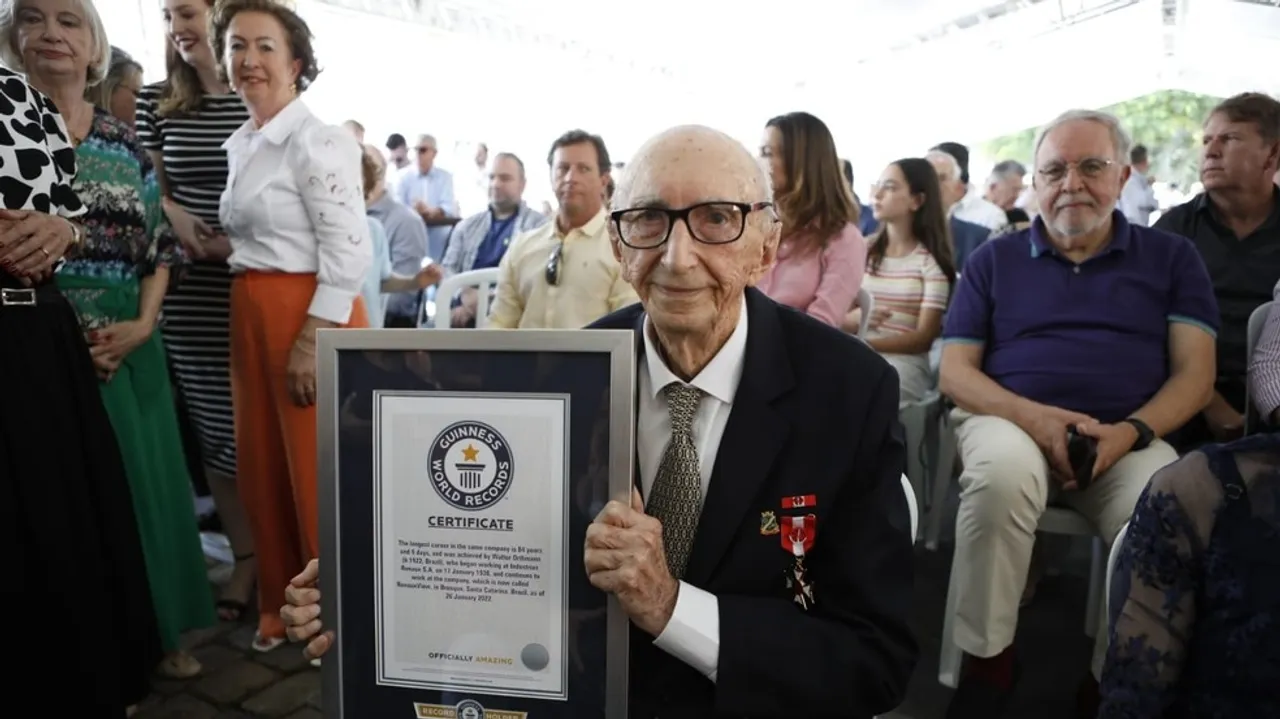 102-Year-Old Brazilian Man Honored as World's Longest-Serving Employee