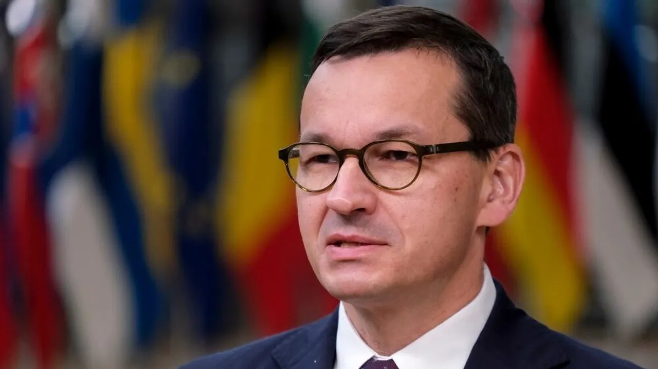 Morawiecki Urges Polish Government to Focus on Financial Shield, Not Distractions