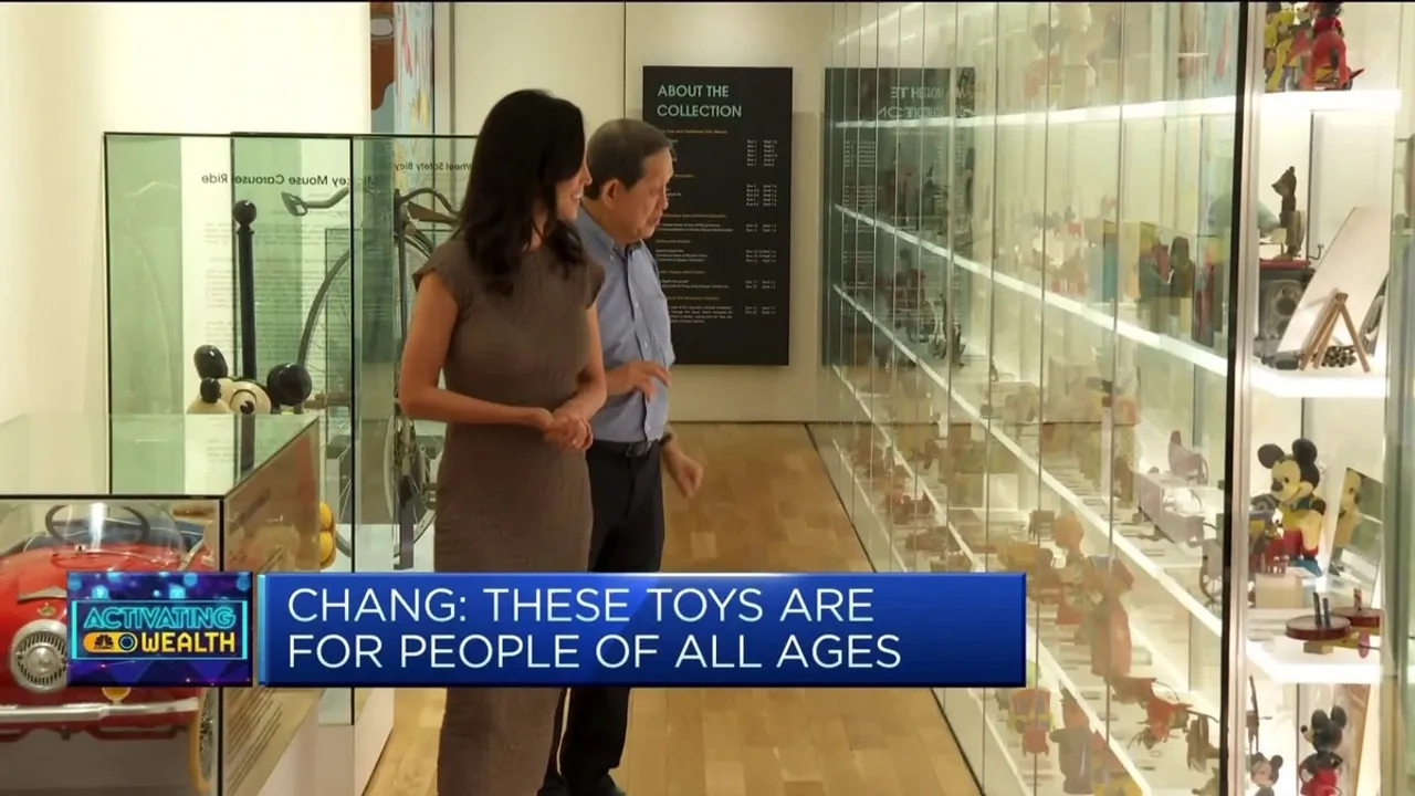 Vintage Toy Collectors Turn Hobby into Profitable Investment