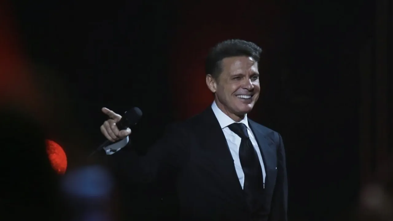 Luis Miguel Celebrates 54th Birthday with Photo Retrospective of Family and Redemption