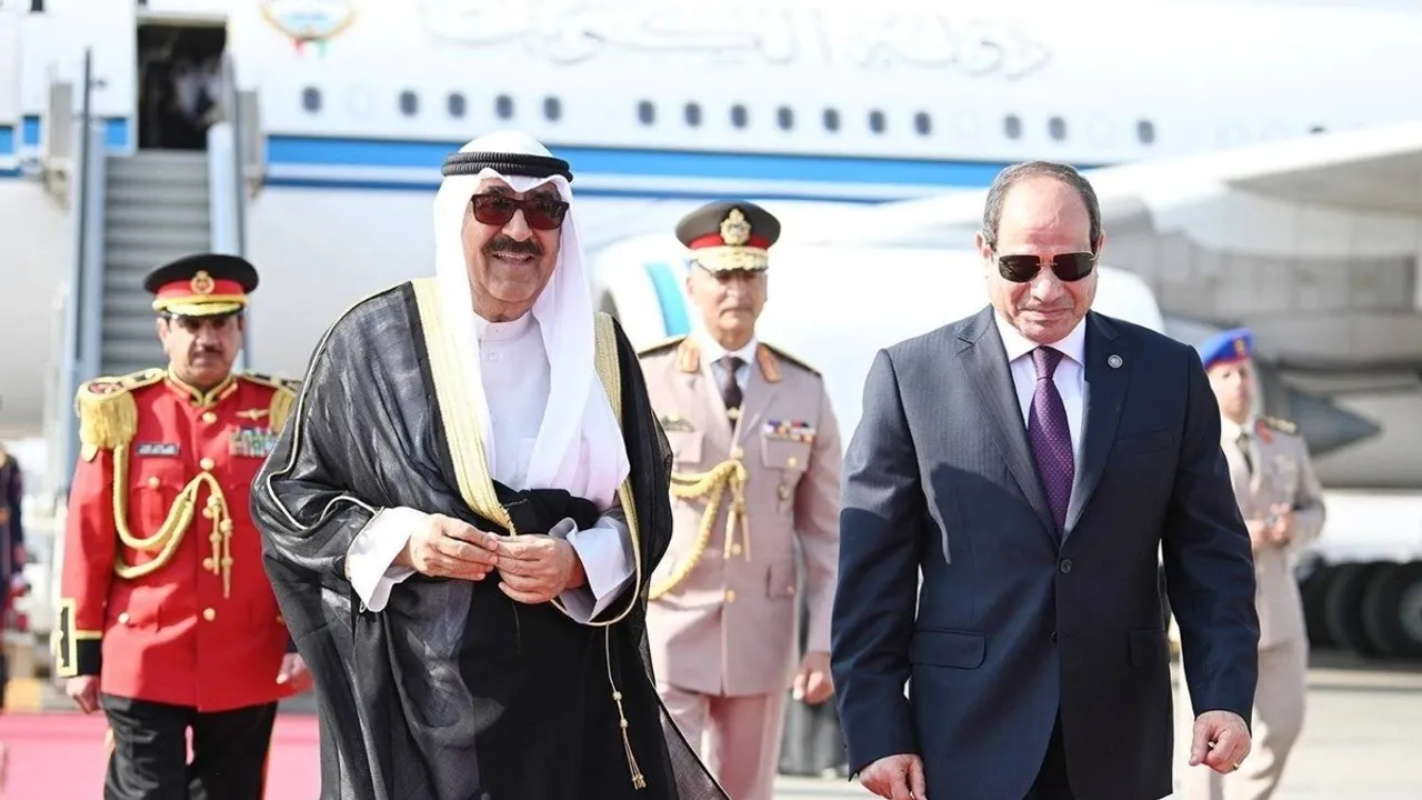 Emir of Kuwait Visits Egypt, Meets President Sisi to Boost Cooperation and Support Arab Work