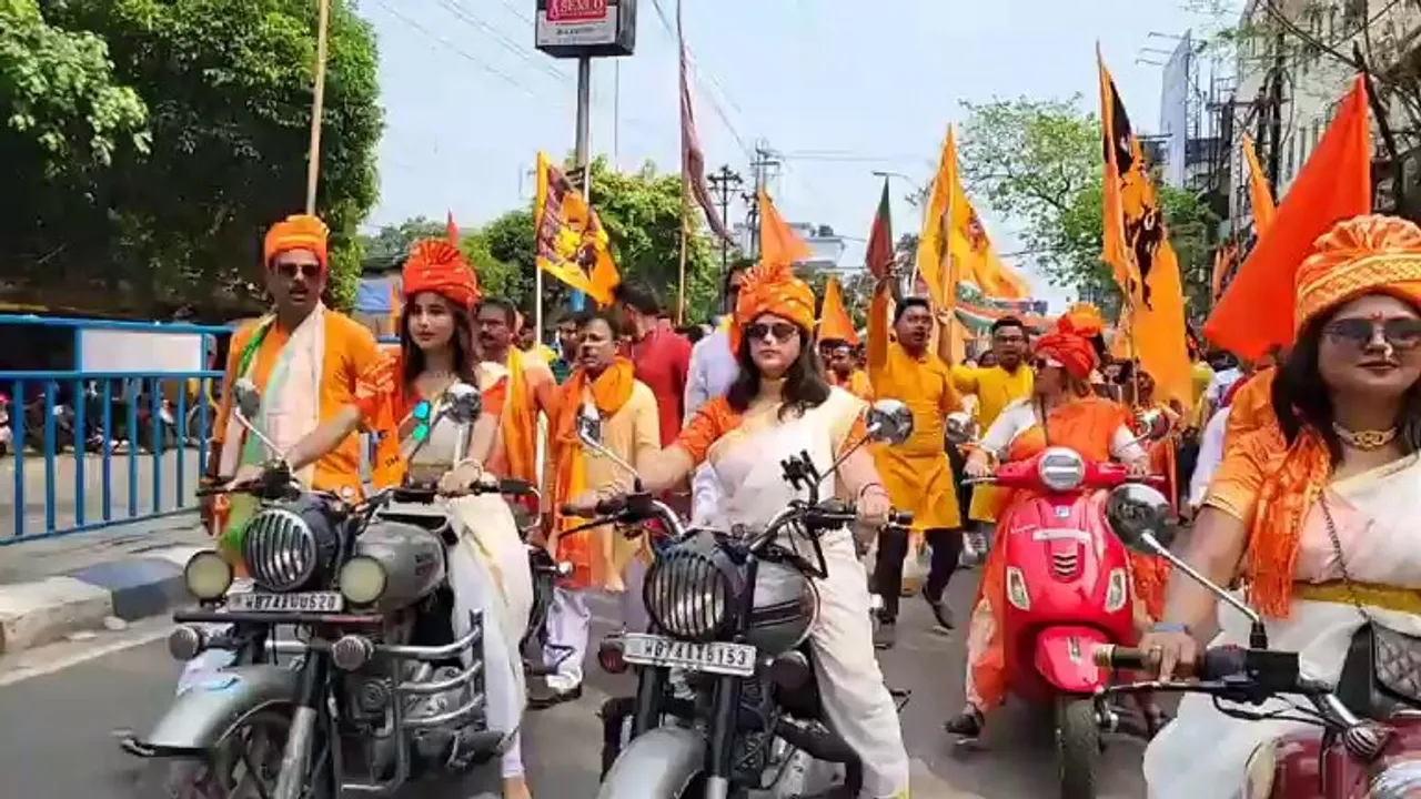 Women Bikers Lead Ram Navami Procession in Saffron Surge