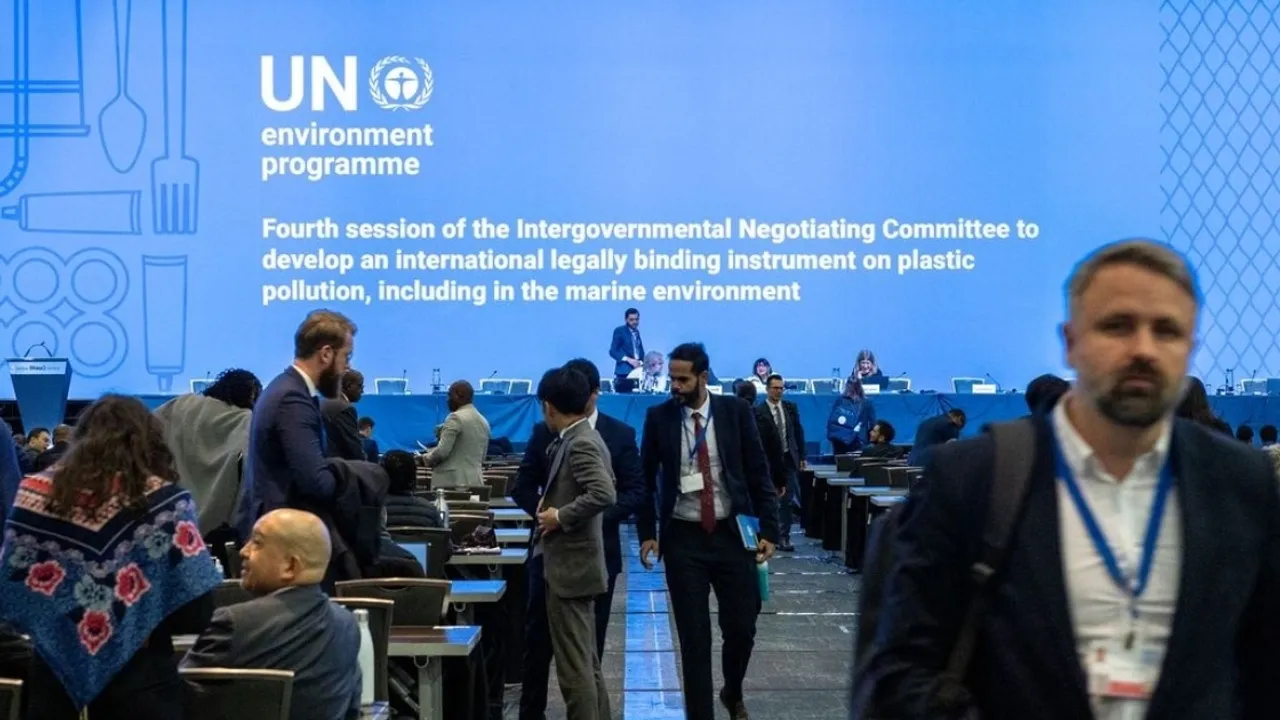 UN Member States Negotiate First Global Plastics Treaty Amid Deep Divisions