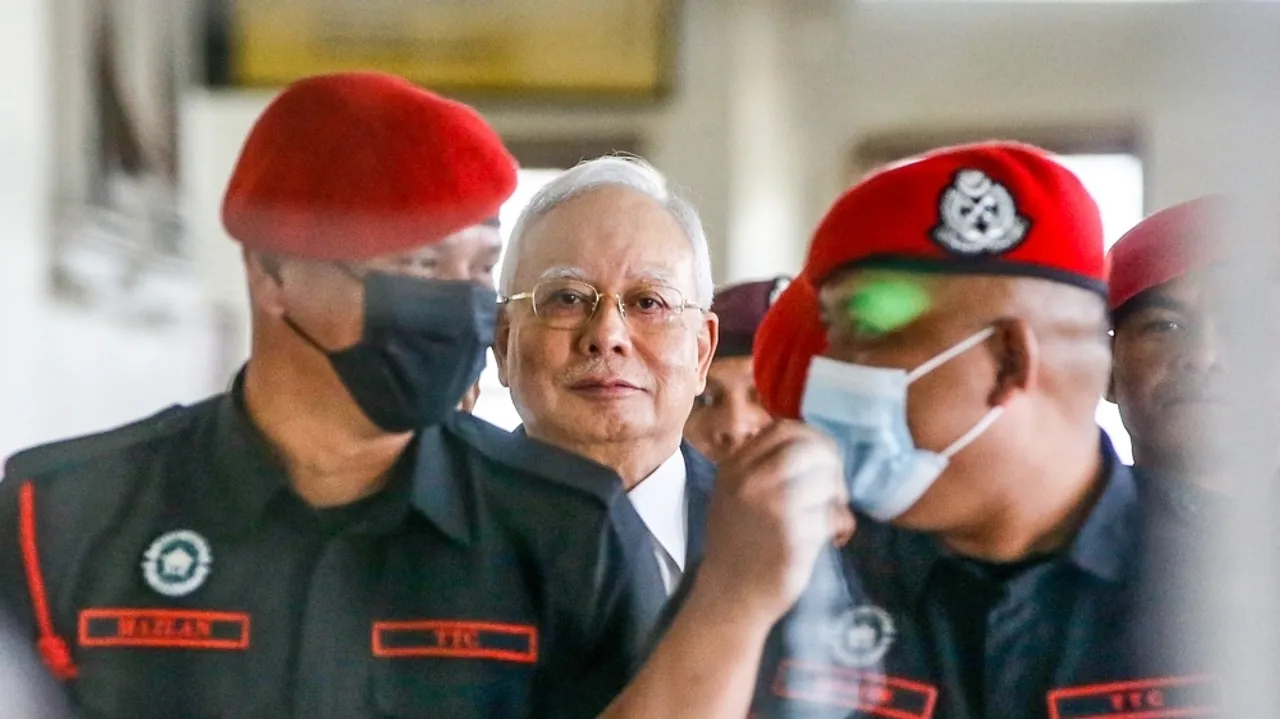 Najib Razak and Irwan Serigar Abdullah's RM6.6 Billion CBT Trial Begins in Kuala Lumpur