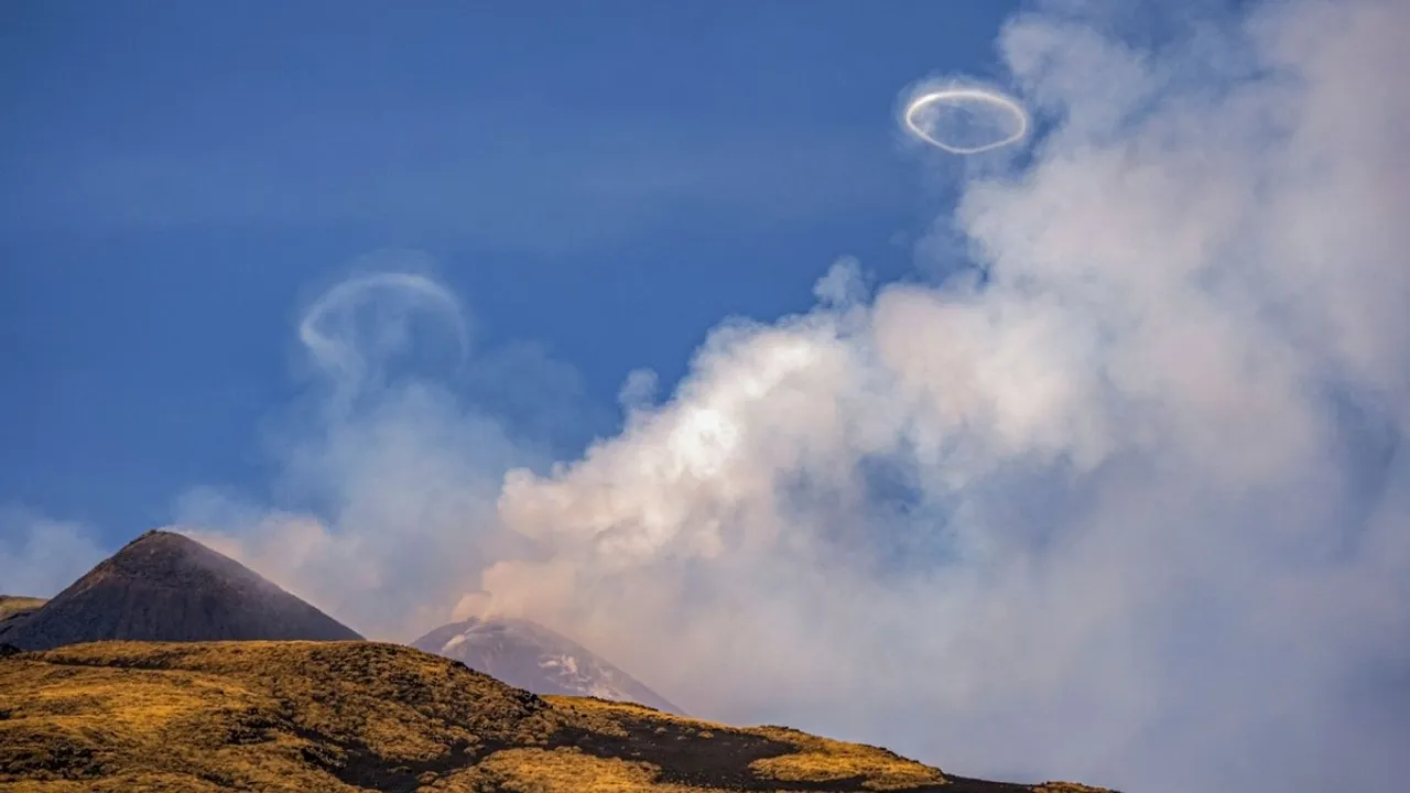Mount Etna Volcano in Italy Blows Perfect Smoke Rings into Sky