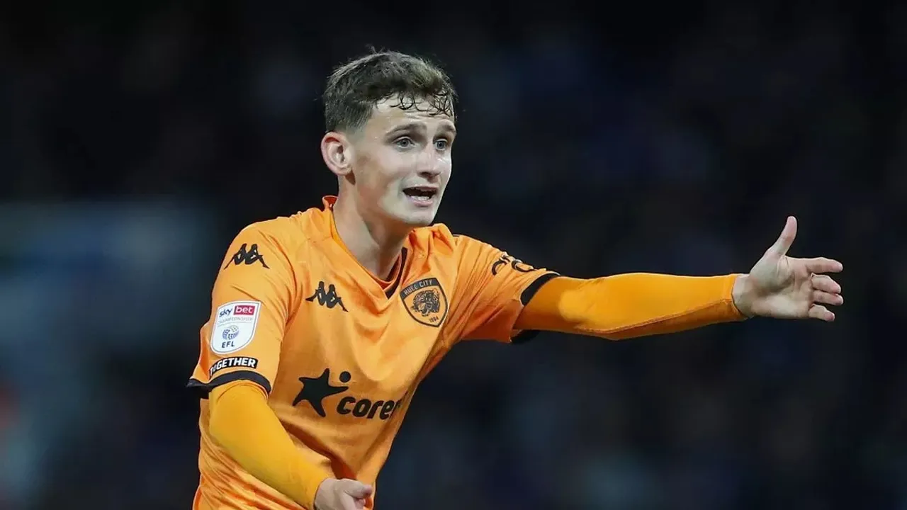 Tyler Morton Aims to Make Impact in Hull City's Play-Off Push