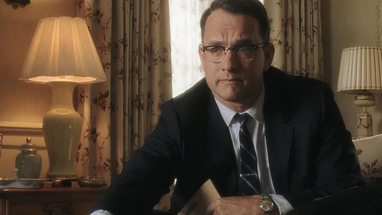 Tom Hanks Shines as FBI Agent in Catch Me If You Can
