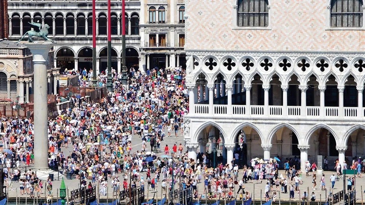 Venice to Charge Entry Fee for Day-Trippers Starting April 2024