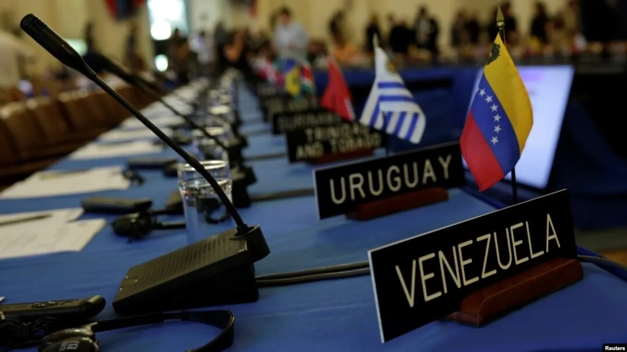 Luis Almagro Accuses Venezuela of Crimes Against Humanity