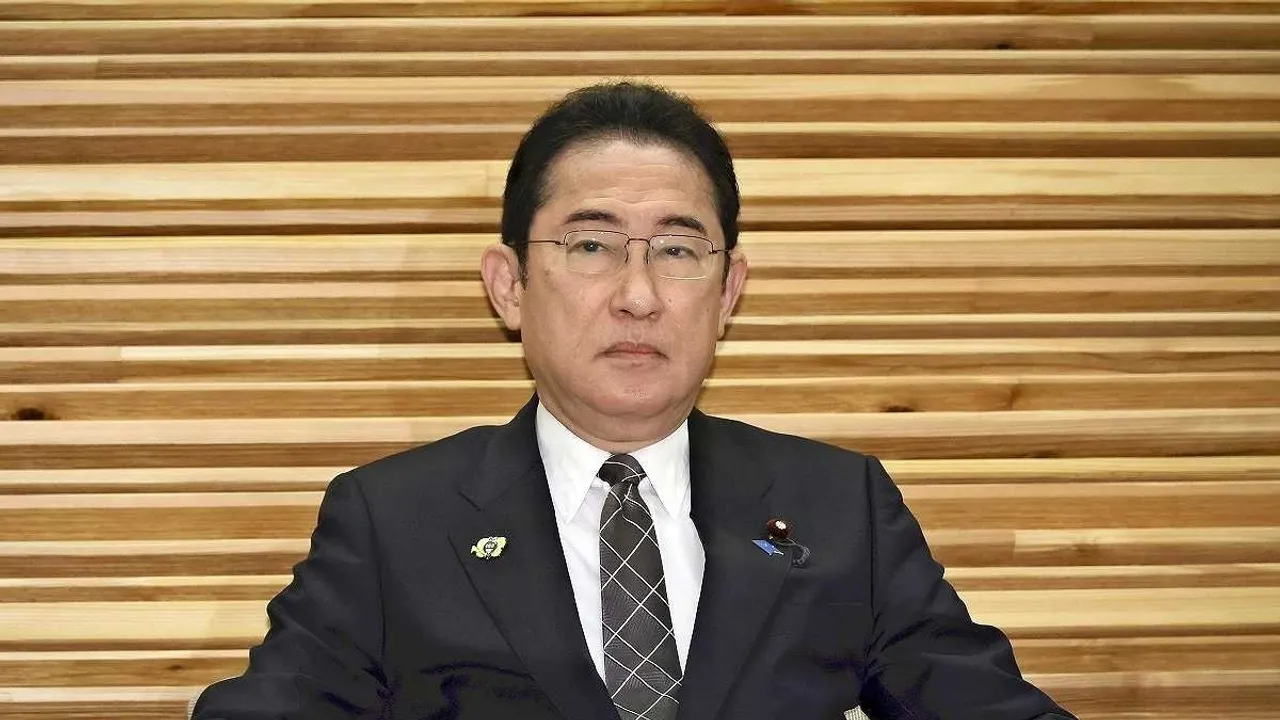 Japanese Prime Minister Fumio Kishida to Visit France, Brazil, and Paraguay in May 2023