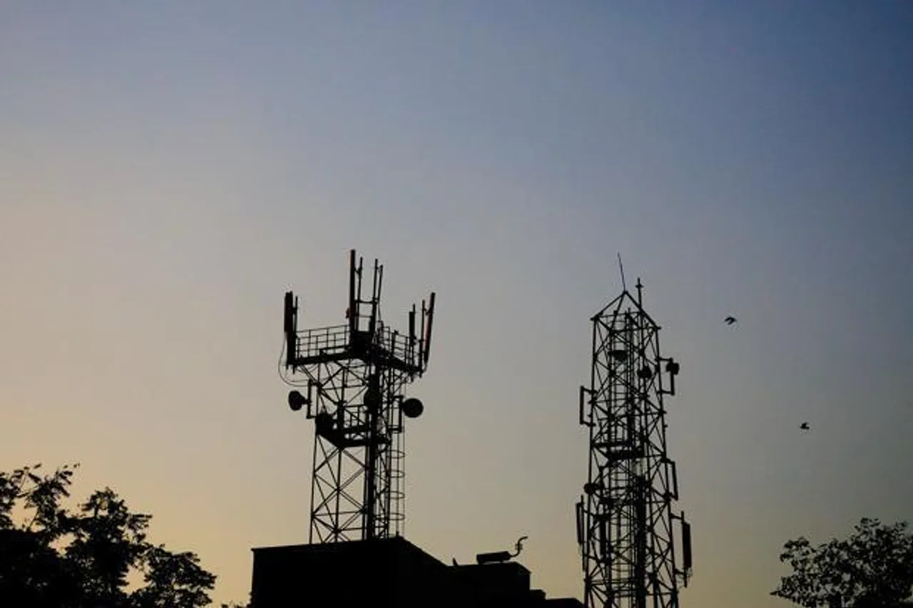 Airtel to acquire Videocon spectrum in six circles for Rs 4428 crore