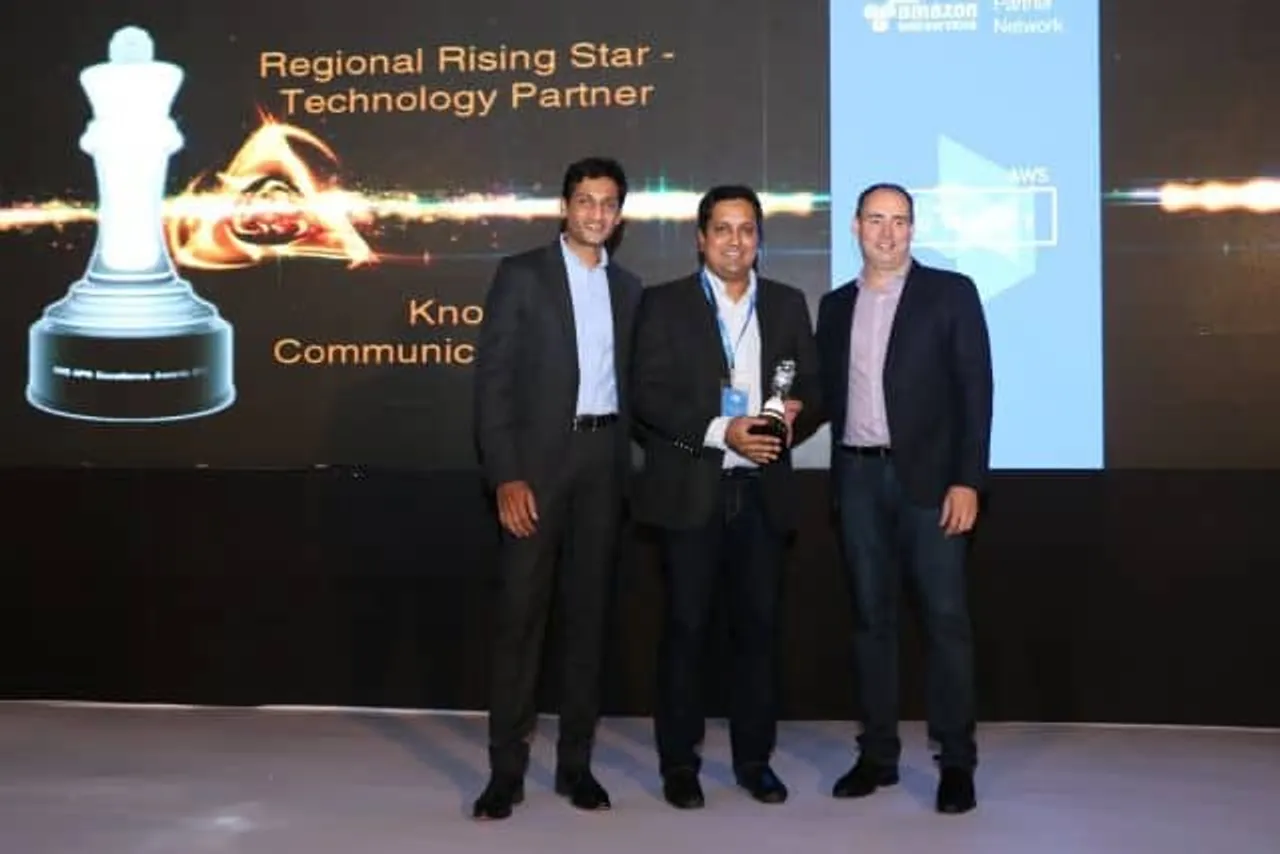 Knowlarity bags Regional Rising Star Award at APN EXCELLENCE Awards 2016