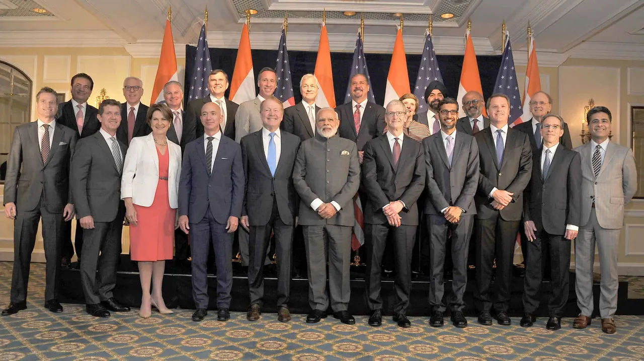 The Prime Minister,Narendra Modi in a group-photograph with the US Business Leaders, at Washington DC, USA on June 25, 2017.