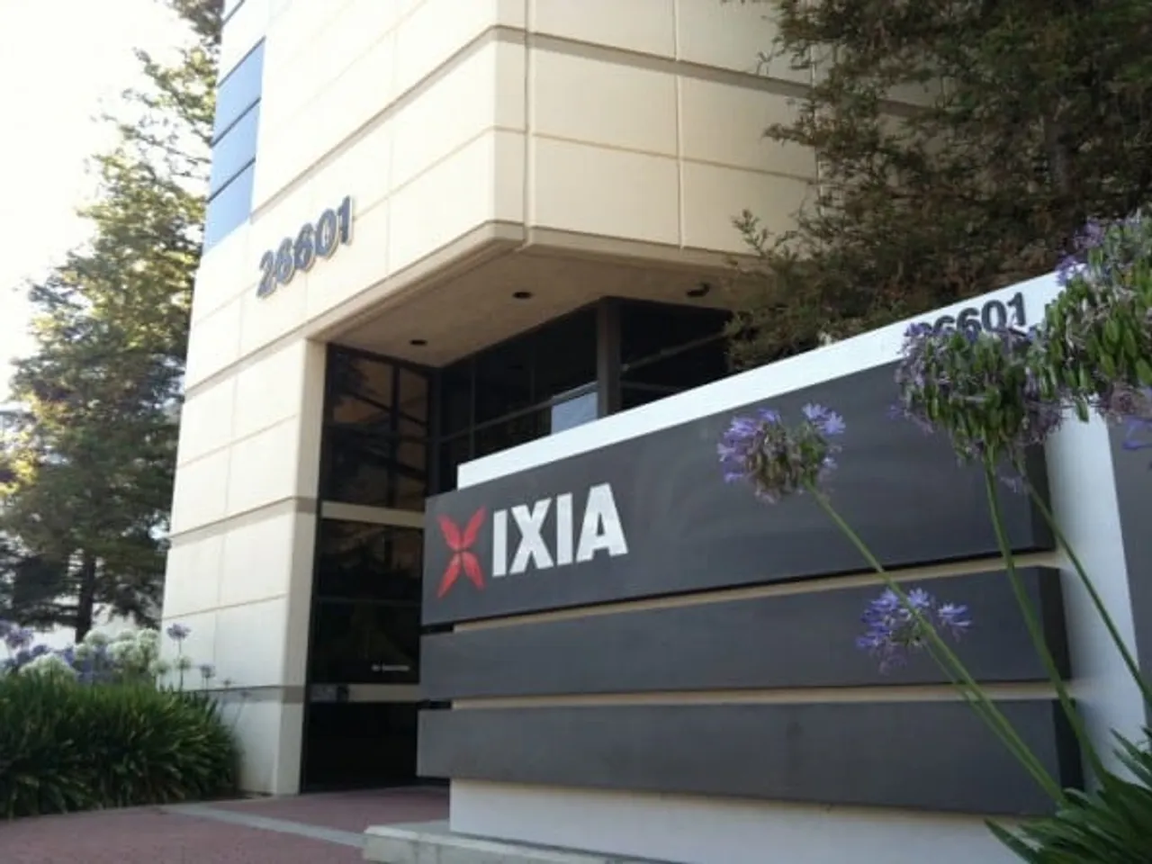 ixia