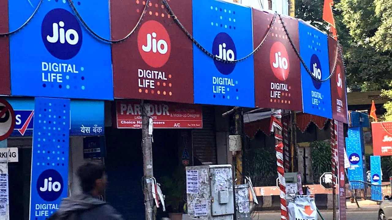 For 82% of users,Jio is only a 2nd SIM: Report