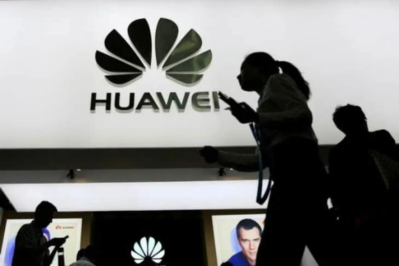 Huawei sold 73 million smartphones in H1