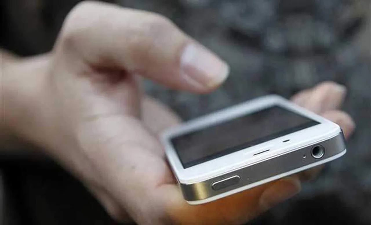 Telephone subscribers in India rises to 1,204.98 million in May