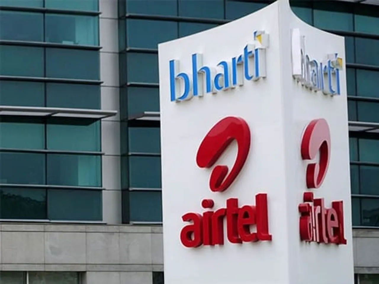 Airtel records 1,612 cr profit and 14% YoY increased revenue in Q1