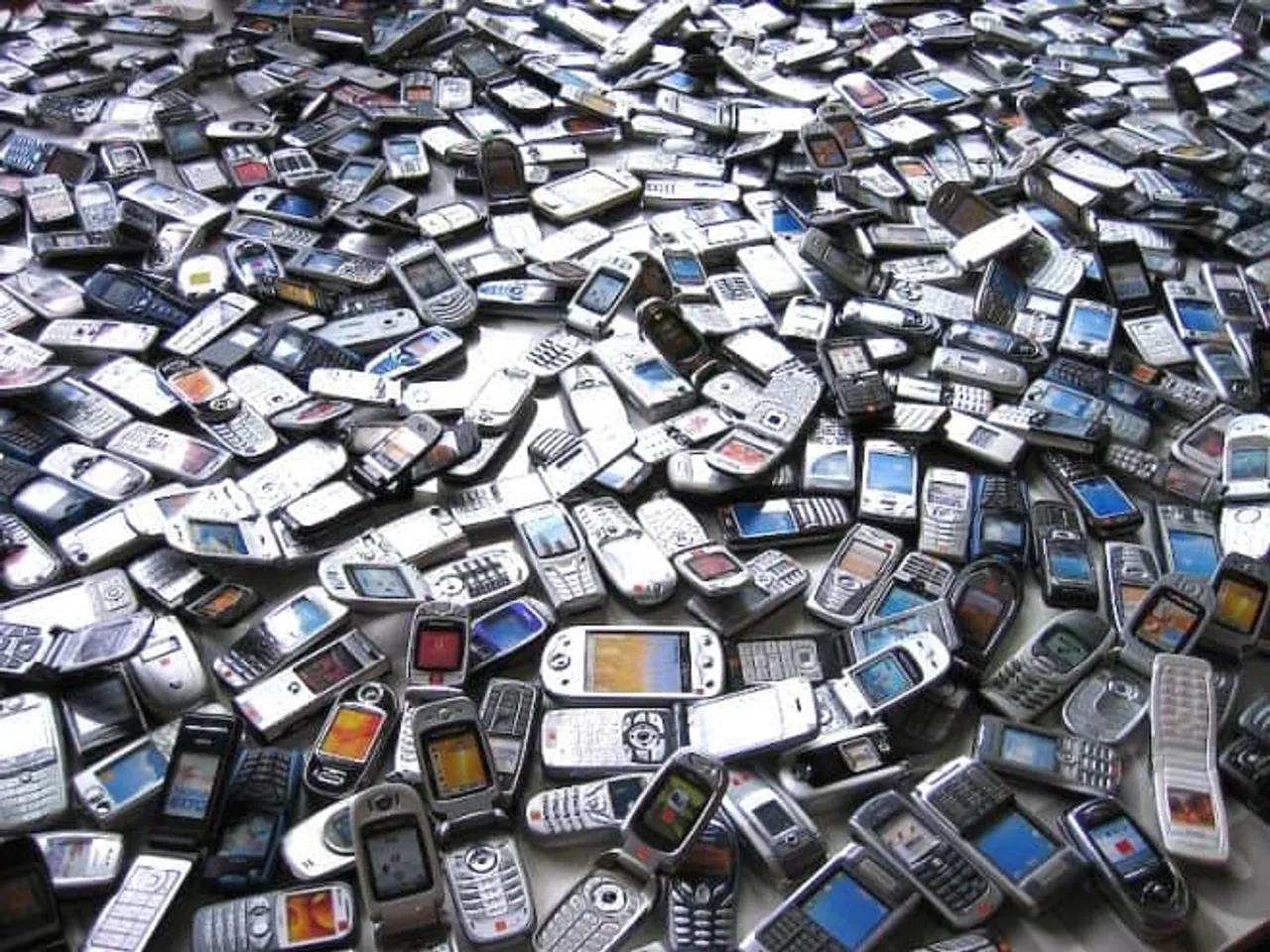 Global e-waste poised to surge from 47.8 MT to 49.8 MT by 2018: Study
