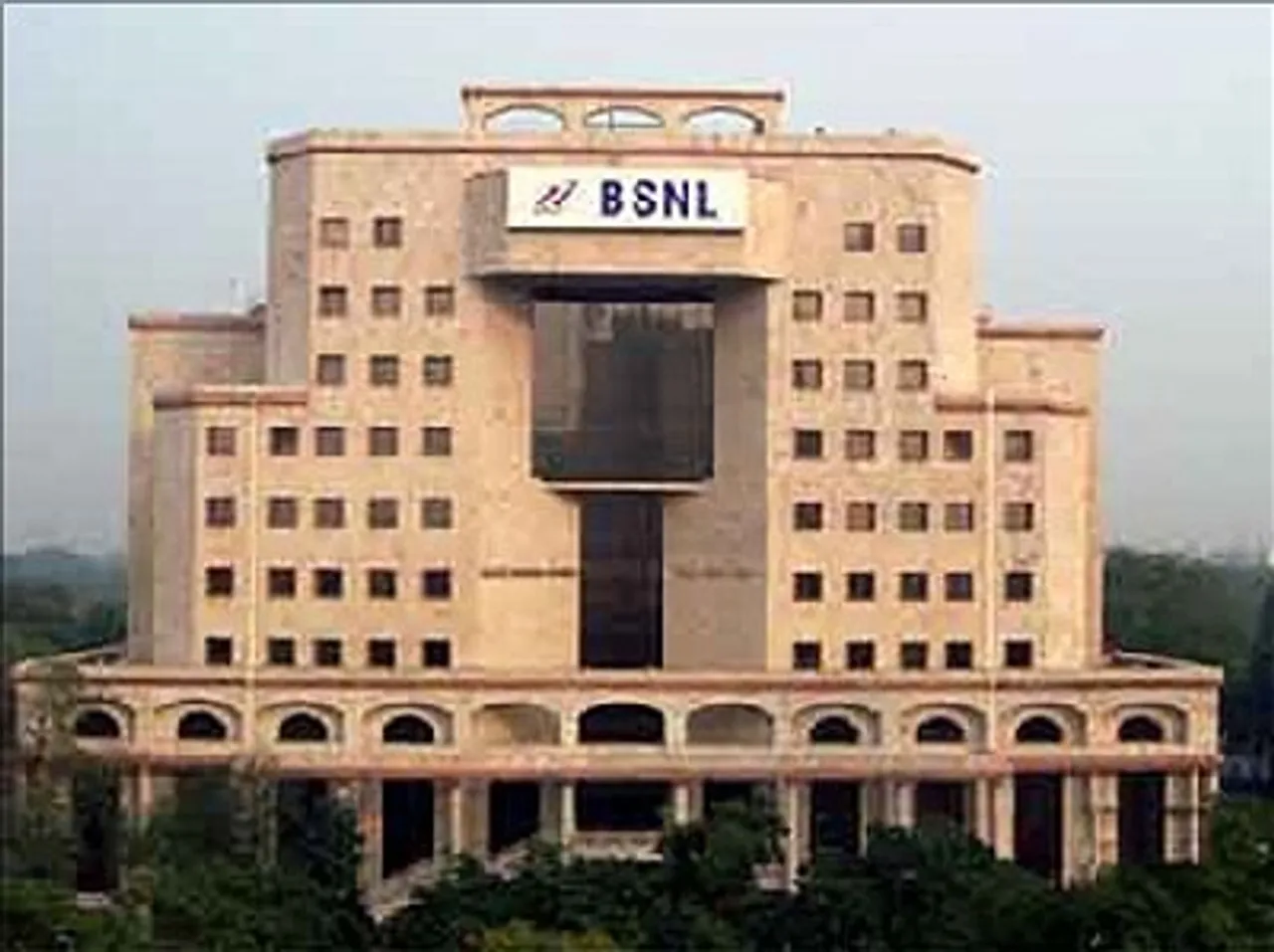 The merger will be jointly monitored by BSNL, Department of Telecommunications (DoT) and Department of Investment and Public Asset Management (DIPAM)