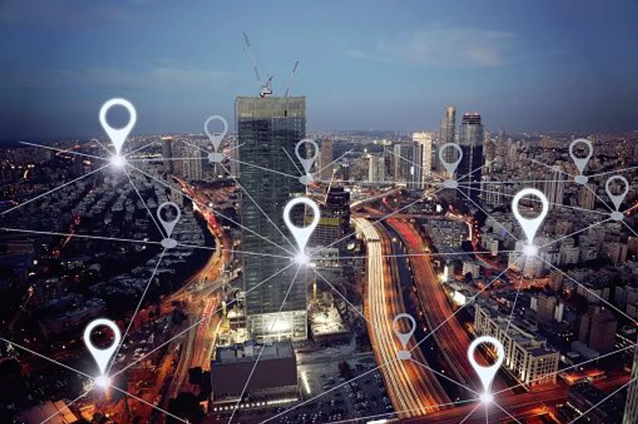 Researchers in retail are convinced that by using GIS and location analytics retailers can explore, investigate and understand the localized market