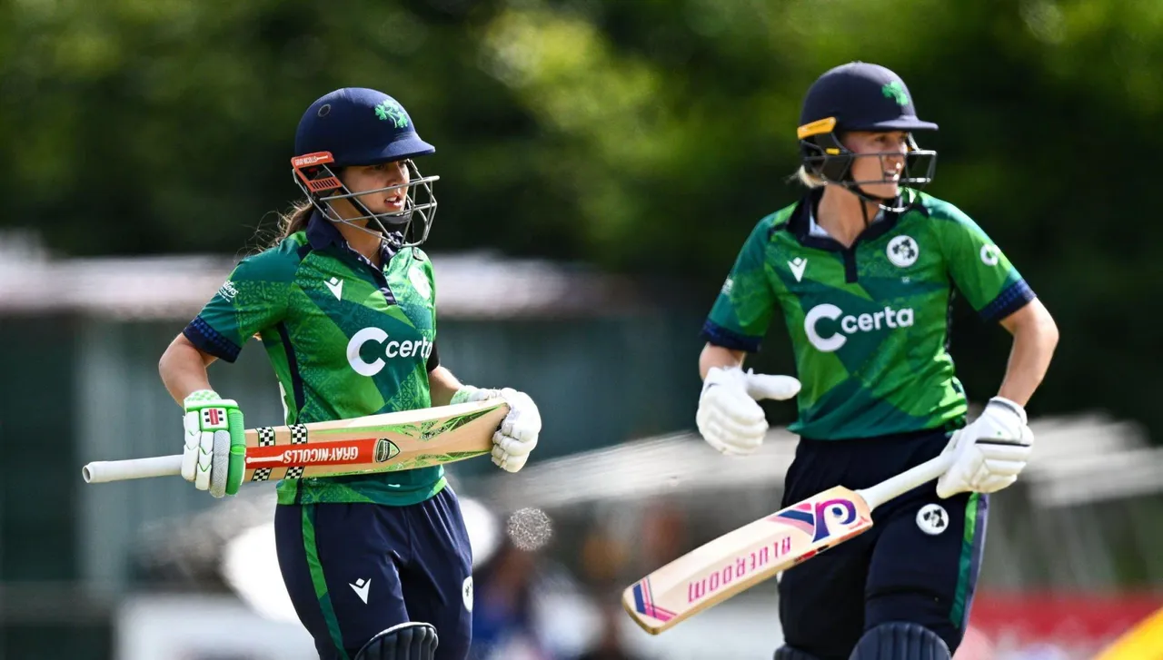 Amy Hunter and Gaby Lewis