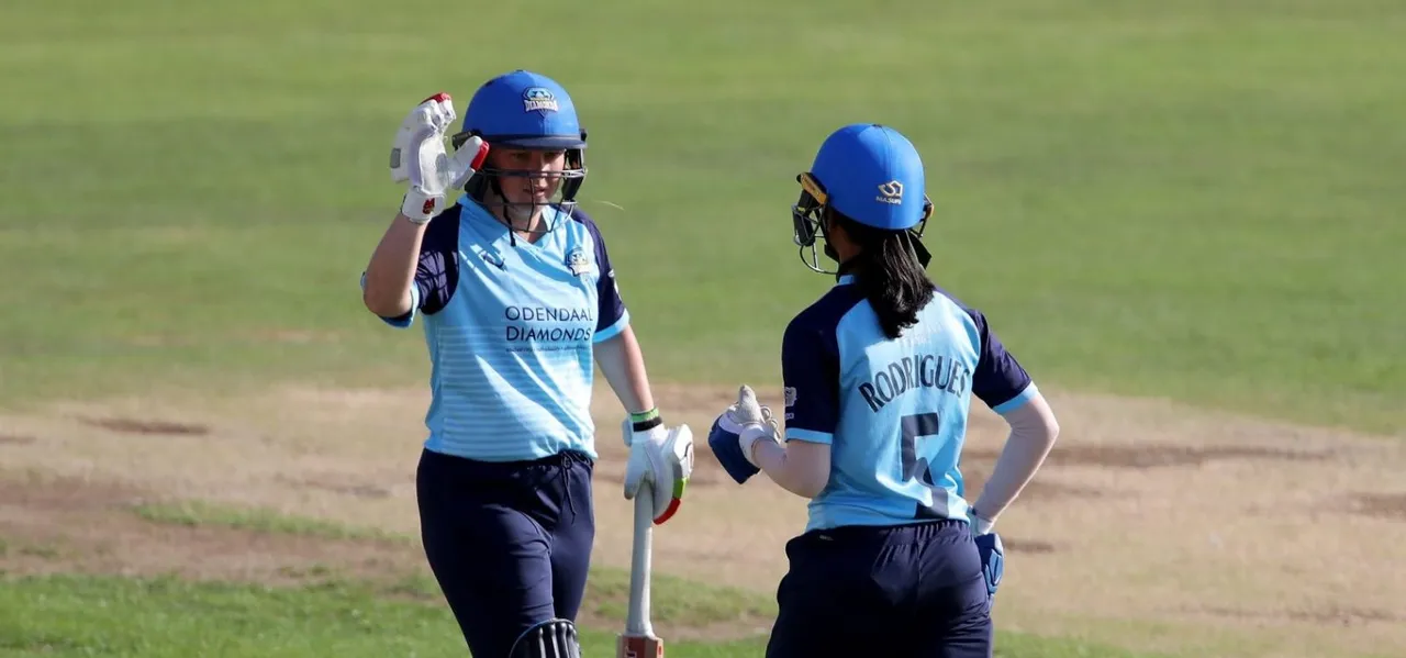 Yorkshire Diamonds and Southern Vipers clash, with an eye on the third spot