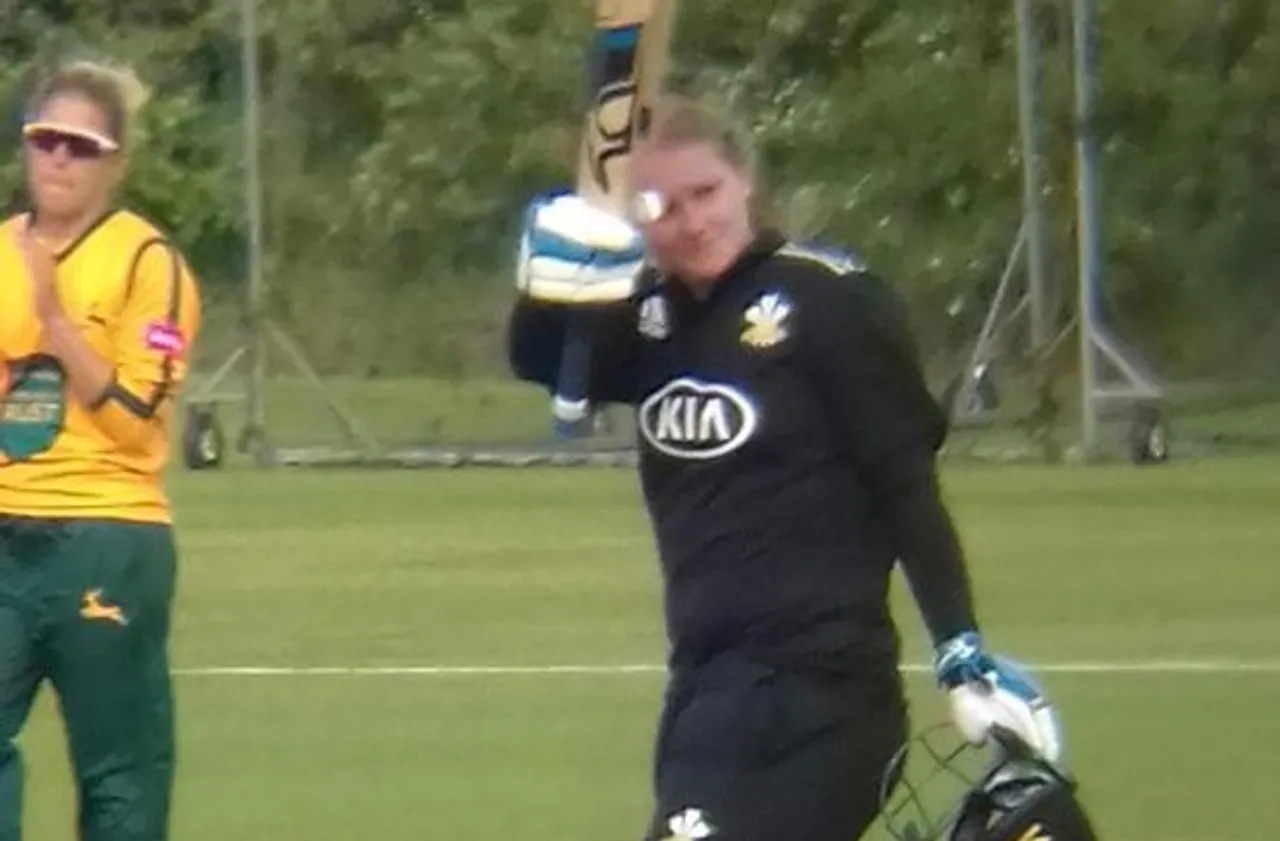 Smith's ton is in vain as Notts beat Surrey