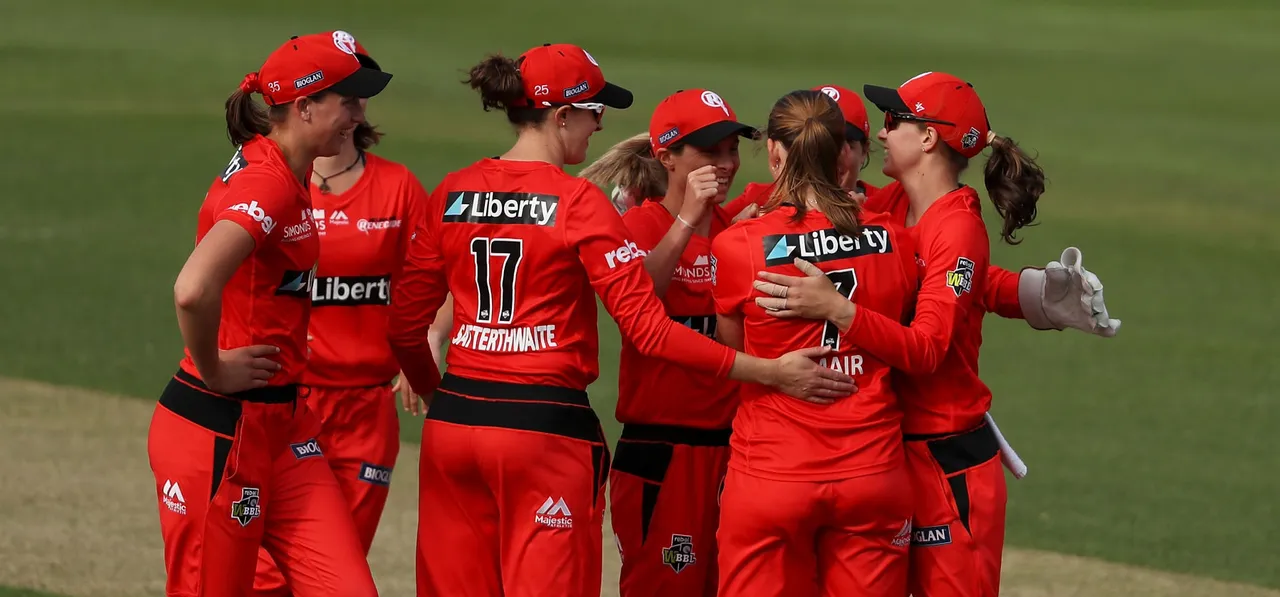 Felt like old Renegades days, says Sophie Molineux after win over Thunder