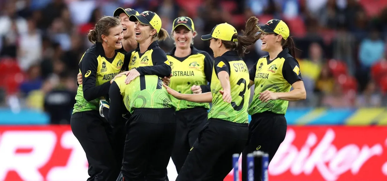 Wolvaardt's 27-ball 41 goes in vain; Australia enter sixth T20 World Cup final