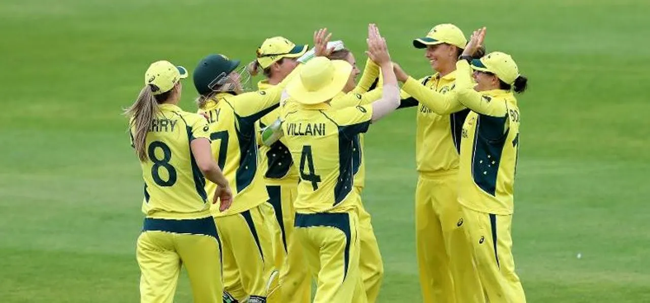 Haynes, Lanning guide Australia to a comfortable win