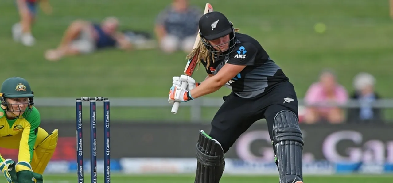 All-round Frances Mackay shines as New Zealand hold their nerve to level series 1-1