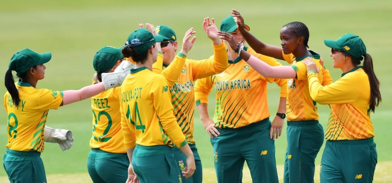 Wins for South Africa, England; two warm-up matches washed out 