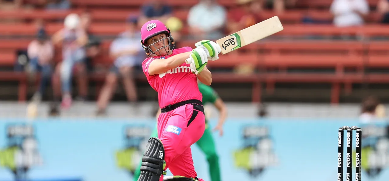 Healy hundred helps Sixers sign off with a win; Heat steamroll Renegades