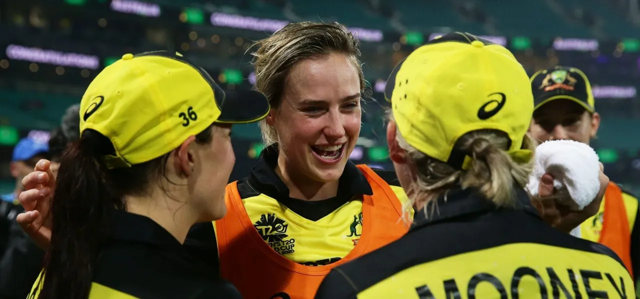 Ellyse Perry undergoes hamstring surgery