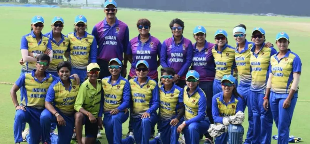 Bengal, Railways maintain unbeaten run on their way to the knockouts