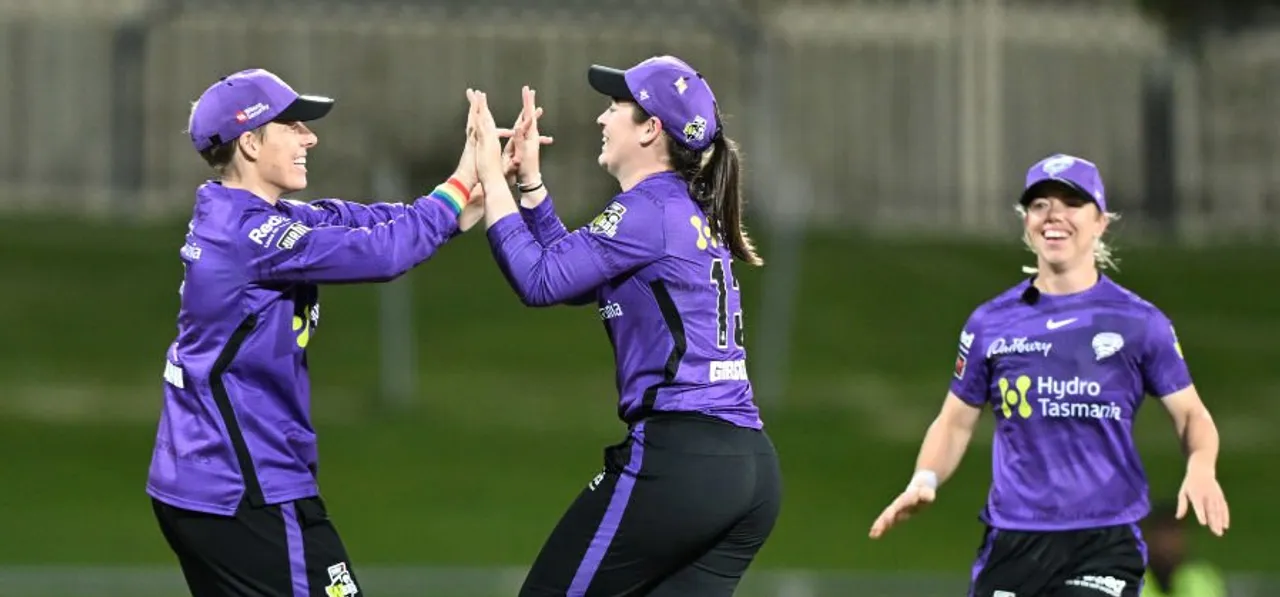 Maisy Gibson, Heather Graham help Hobart Hurricanes register third win in WBBL08