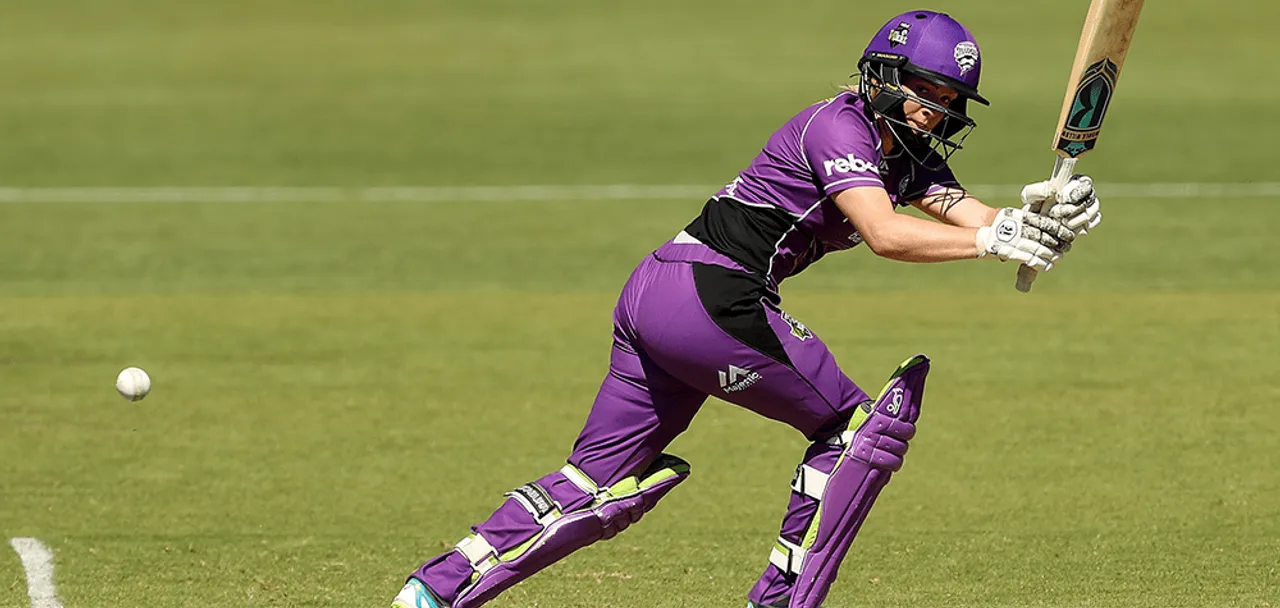 Georgia Redmayne replaces Beth Mooney behind the stumps as Brisbane Heat complete 15-member squad for WBBL06