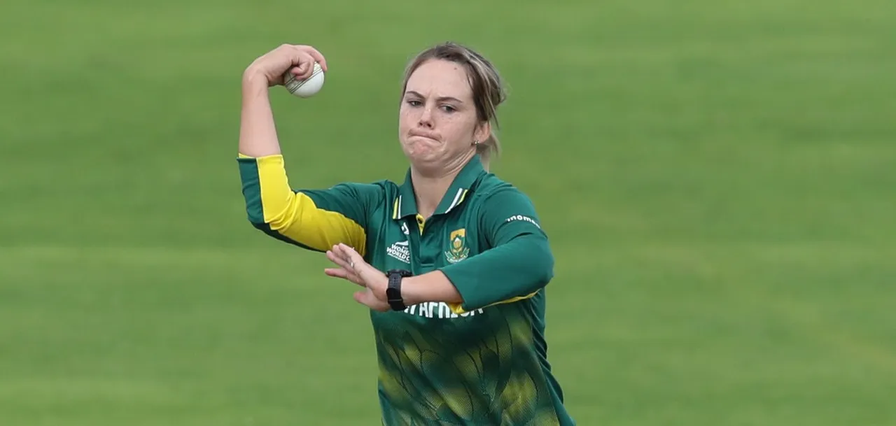 Cloud over Dane van Niekerk, Chloe Tryon’s availability for India tour  