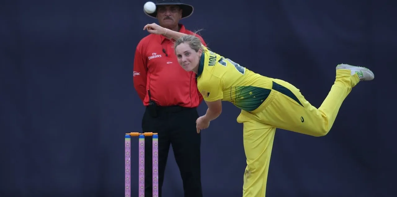Sophie Molineux dismantles Pakistan's top-order; Australia lead 1-0
