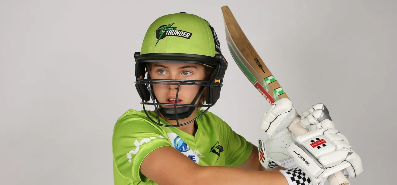 Sydney Thunder secure the services of teen-sensation Phoebe Litchfield