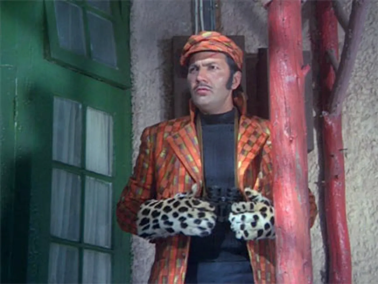 Chhupa Rustam (1973) | MemsaabStory